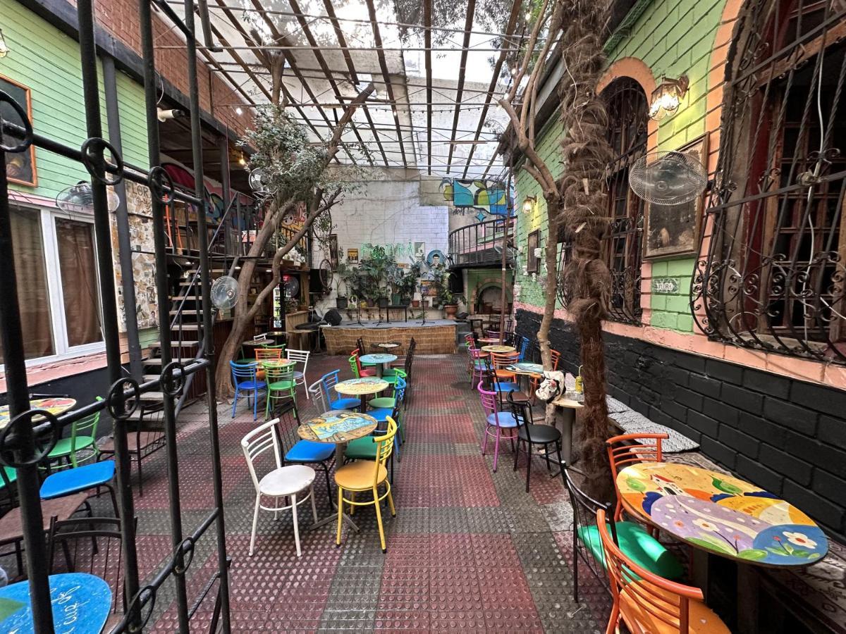 Flora Music & Art Hostel บากู ภายนอก รูปภาพ