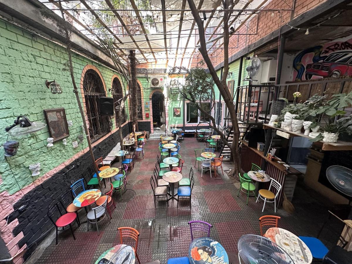 Flora Music & Art Hostel บากู ภายนอก รูปภาพ